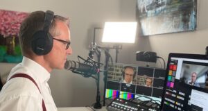 Lufthansa City Center feiert fünf Jahre Reisezeit-Podcast