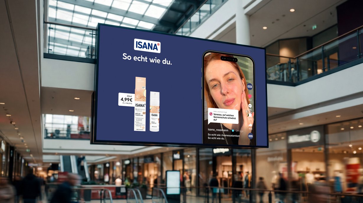 Rossmann-Kampagne im DOOH (Foto: Rossmann) Rossmann-Kampagne im DOOH (Foto: Rossmann)