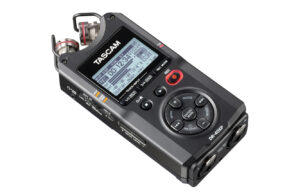 Tascam stellt neue Generation seines Vierspur-Handheld-Recorders vor DR-40XP (Foto: Tascam)